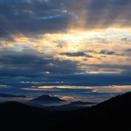 Fernsicht בית הארחה *